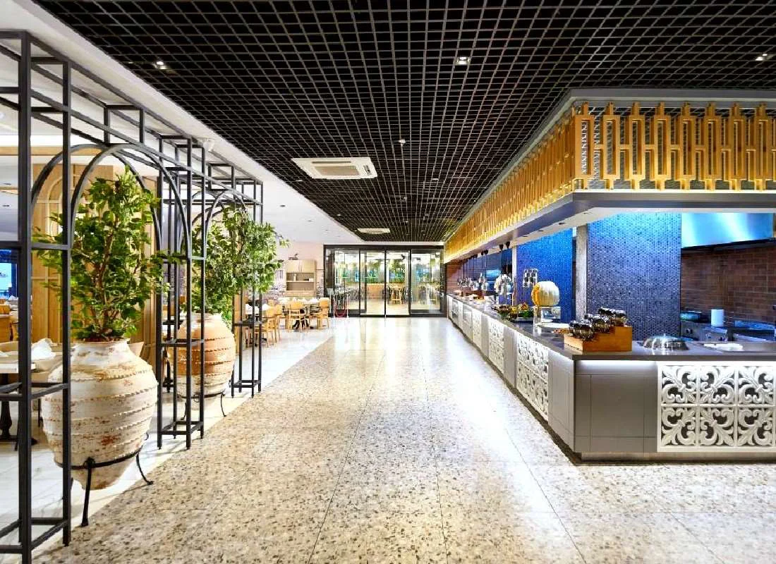 Royal Garden Beach vh Royal Garden Select 5